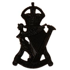 Royal Ulster Rifles Cap Badge (Black) - Kings Crown