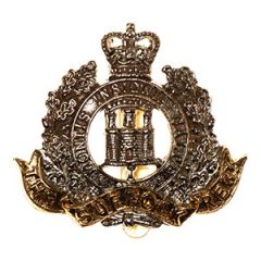 Suffolk Regiment Bi-Metal Cap Badge - Queens Crown
